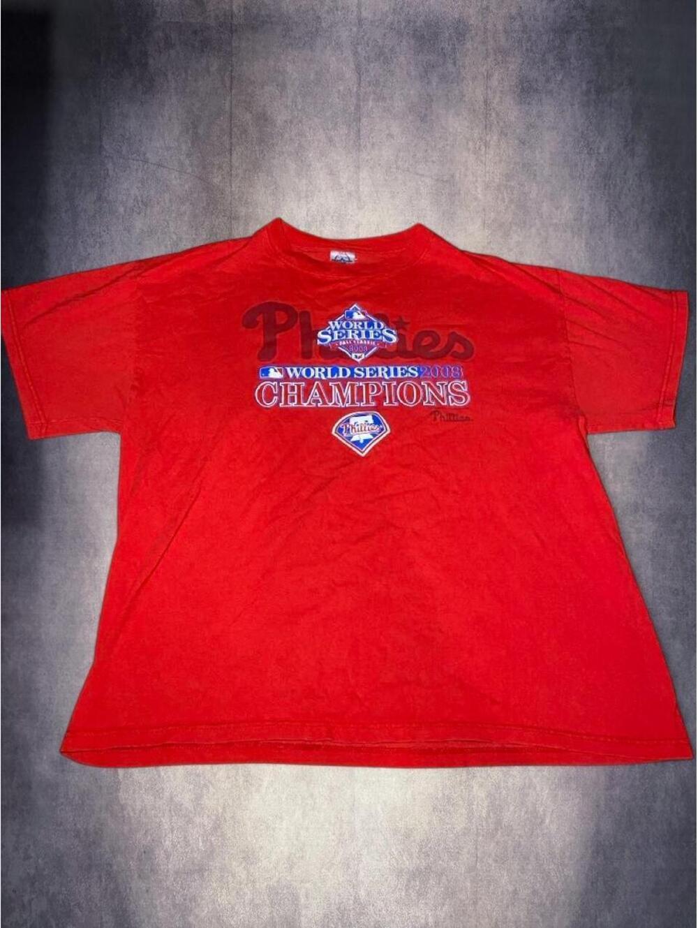 Vintage 2008 Philadelphia Phillies World Series Champions red cotton t-shirt